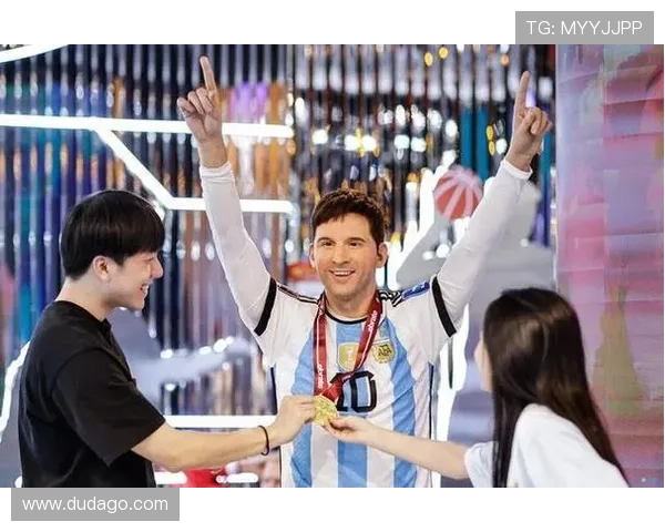 足球明星蜡像馆:全球最具人气的足球明星雕像集中地探索 足球明星蜡像馆:全球最具人气的足球明星雕像集中地探索